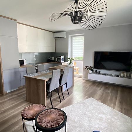 Apartament - U Alicji โคนิน ภายนอก รูปภาพ