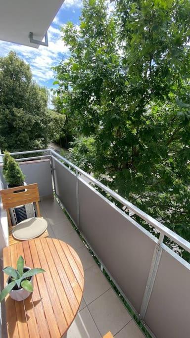 Apartament - U Alicji โคนิน ภายนอก รูปภาพ