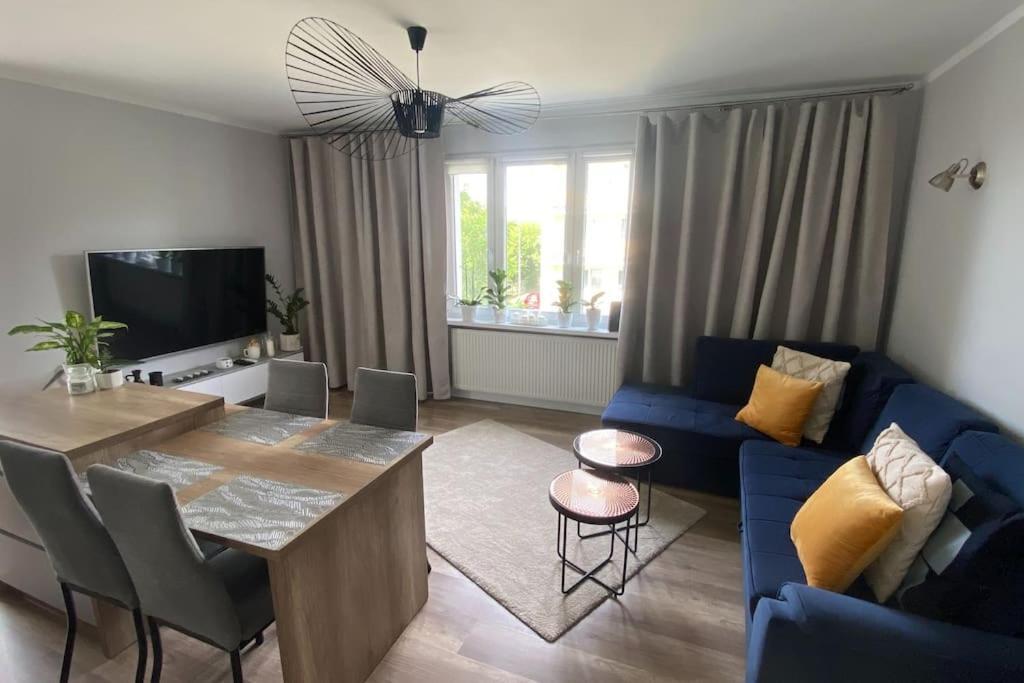 Apartament - U Alicji โคนิน ภายนอก รูปภาพ